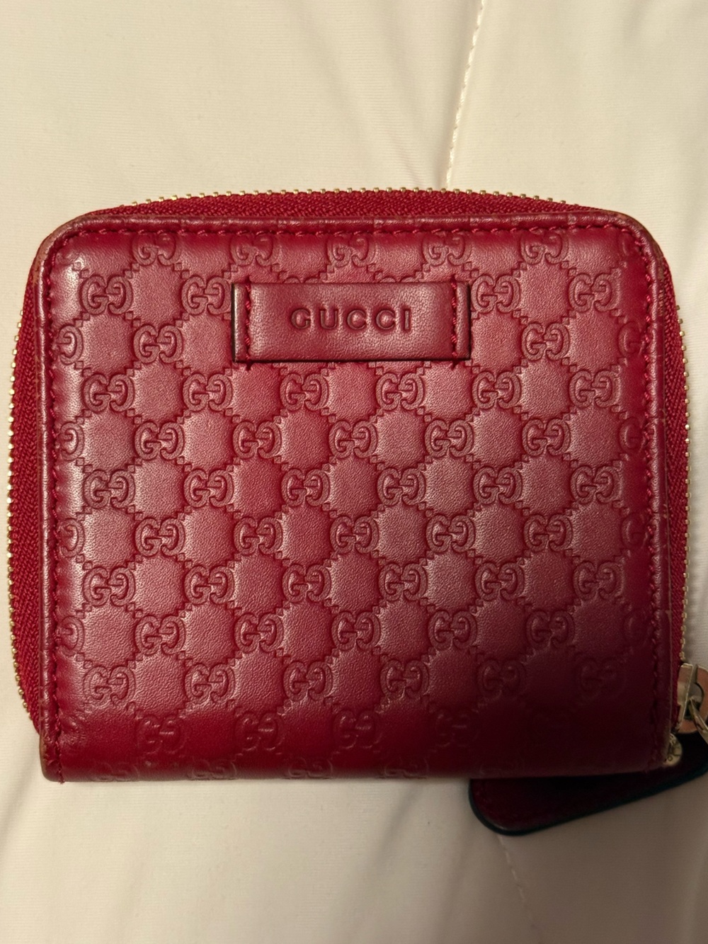 Gucci Women's Embossed Microguccissima Leather Zip Wallet in Deep Red - Picture 1 of 10